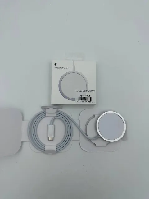 Беспроводное зарядное устройство магнитное MagSafe для iPhone копия, арт. 08505
